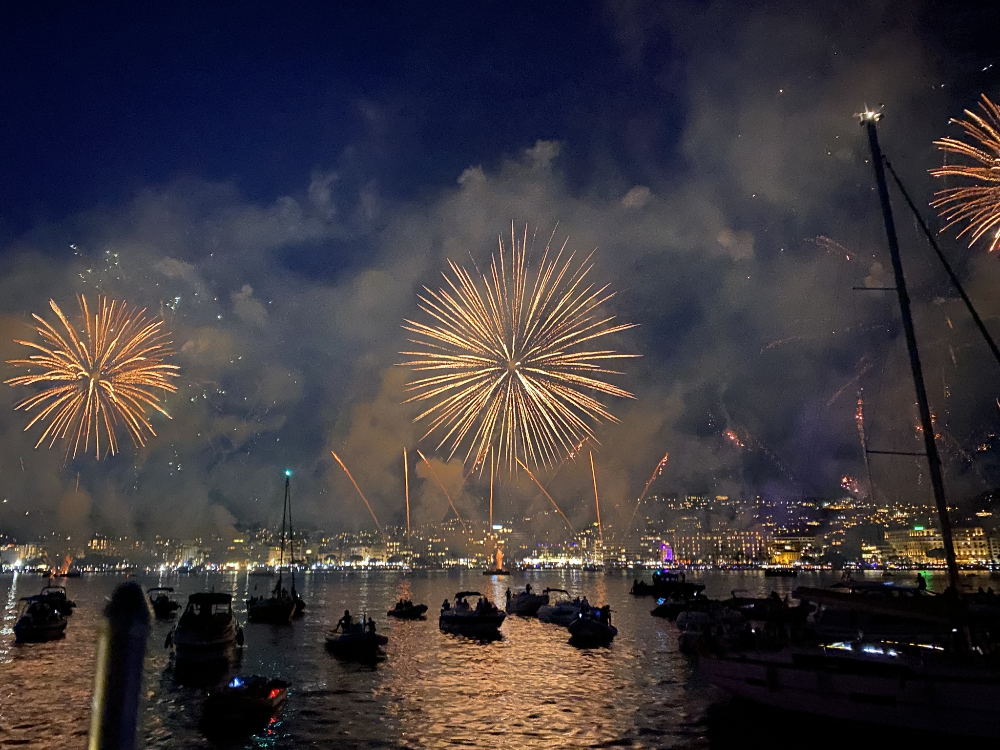 Feux d'artifice en mer – Côte d’Azur